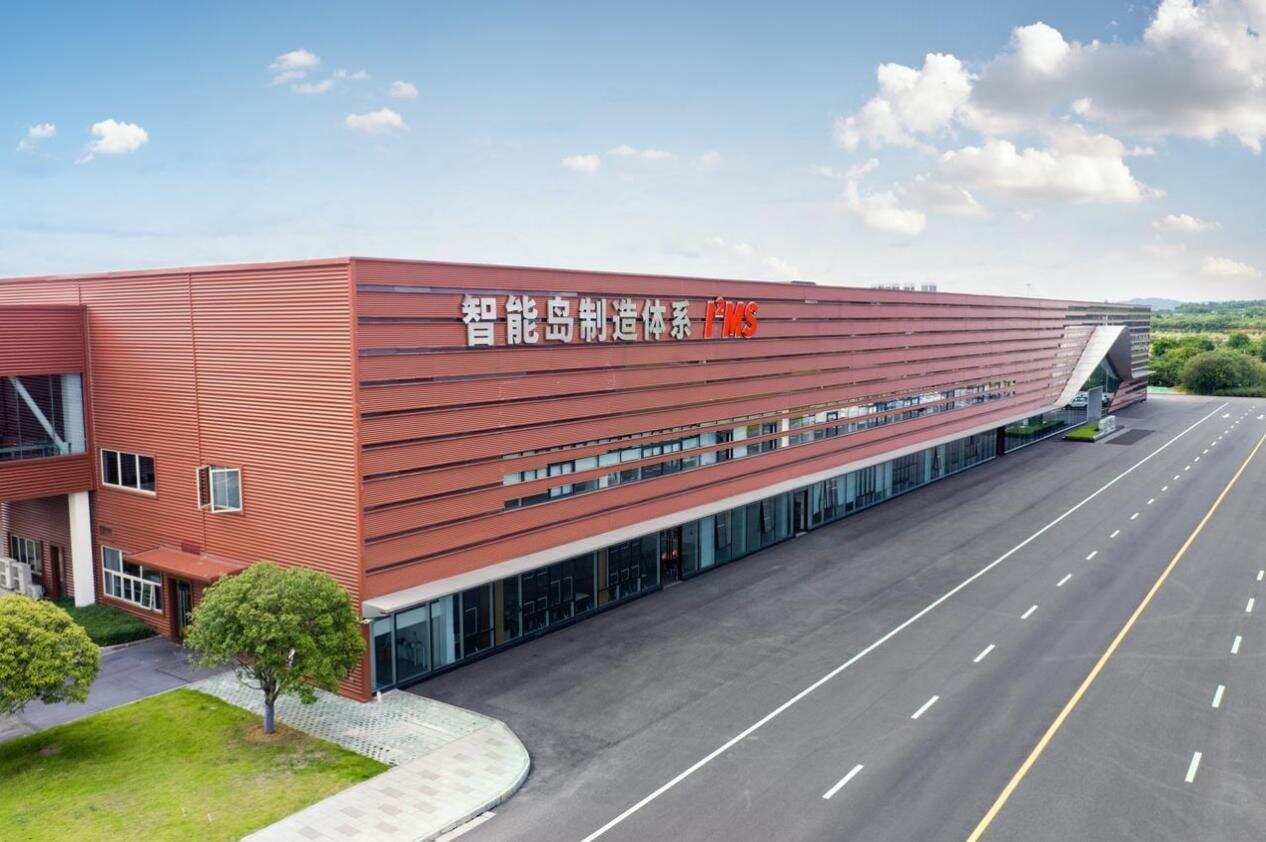 五菱攜手華為共筑智能新境 華境S落地國家領航級智能工廠，開啟汽車智造新篇章